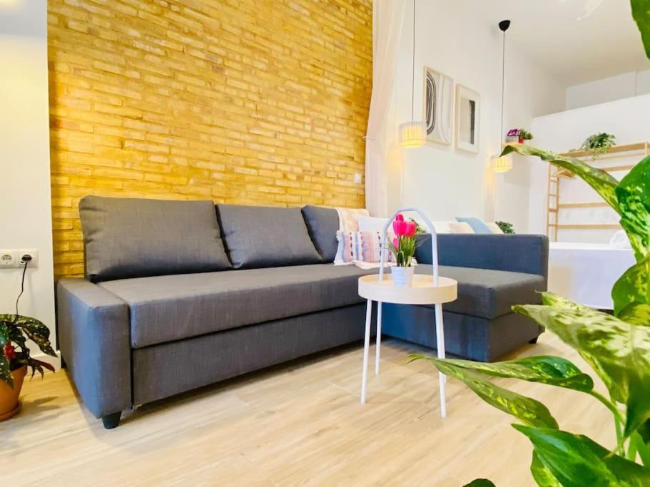 ולנסיה Relaxing Beachside Cabanyal Loft מראה חיצוני תמונה