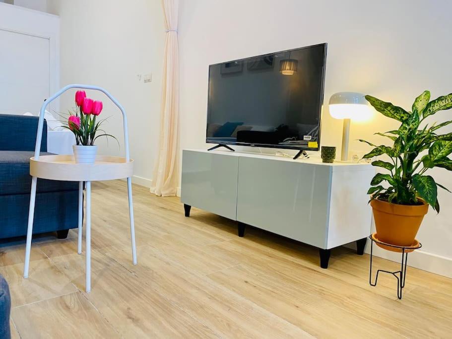ולנסיה Relaxing Beachside Cabanyal Loft מראה חיצוני תמונה